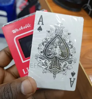 Luckroyal Plastic Playing Cards