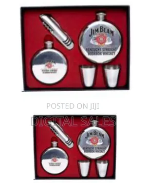 Jim Beam Liquor 2 Hip Flasks 2 Shot Glasses Gift Set Stainless Steel