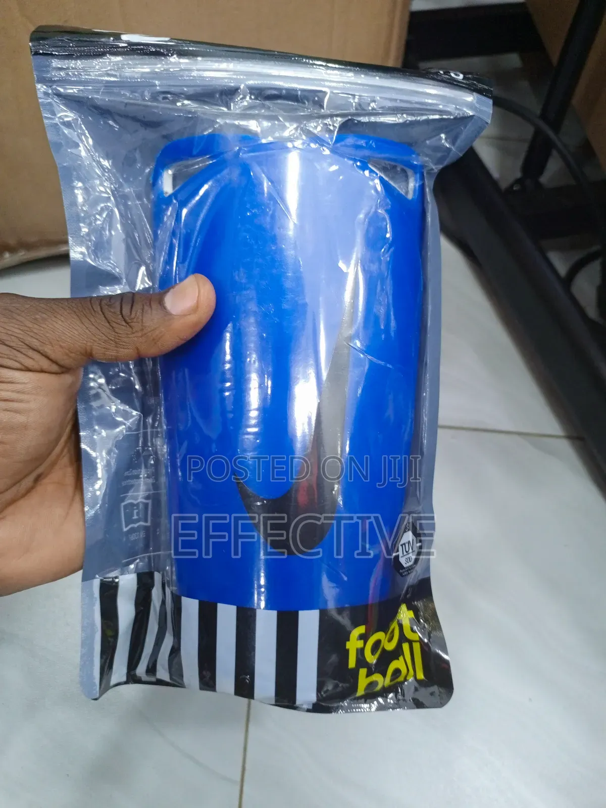 Nike Football Shin Guards (Large)
