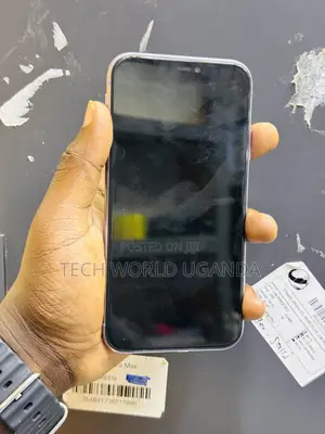 Apple iPhone 11 64 GB Purple