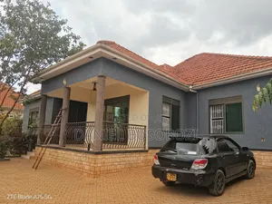 5bdrm House in Bulabira, Nakawa for sale