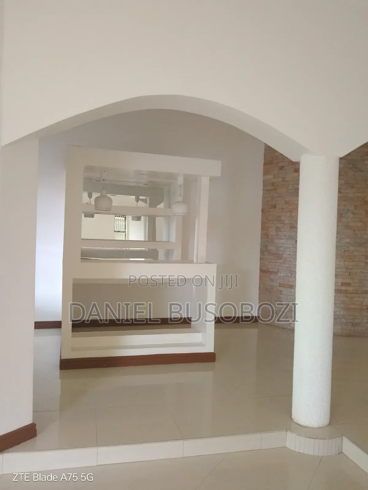 5bdrm House in Bulabira, Nakawa for sale