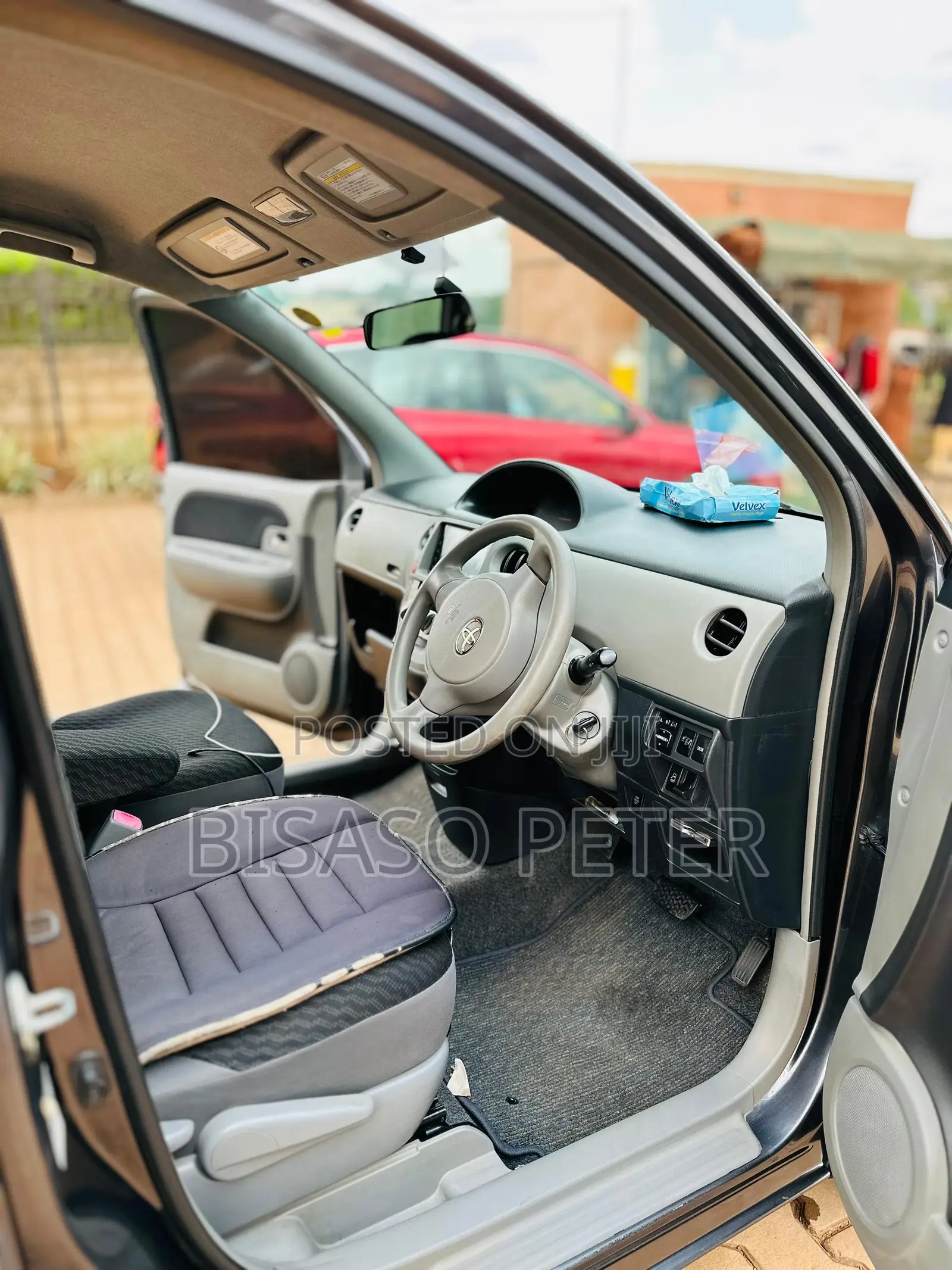 Toyota Sienta 1.5 AWD 2008 Gray