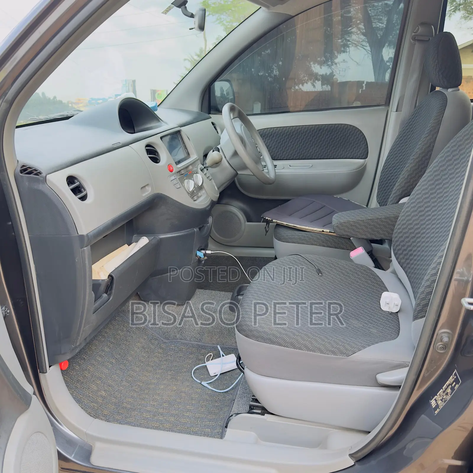 Toyota Sienta 1.5 AWD 2008 Gray