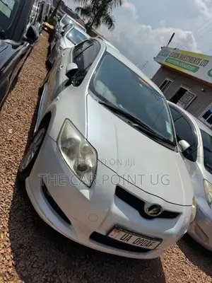 Toyota Auris 2010 White