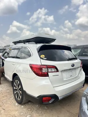 Subaru Outback 2.5i AWD 2016 White