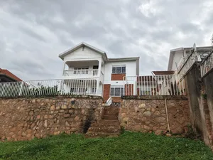 5bdrm Duplex in Fs Properties Ltd, Nakawa for rent