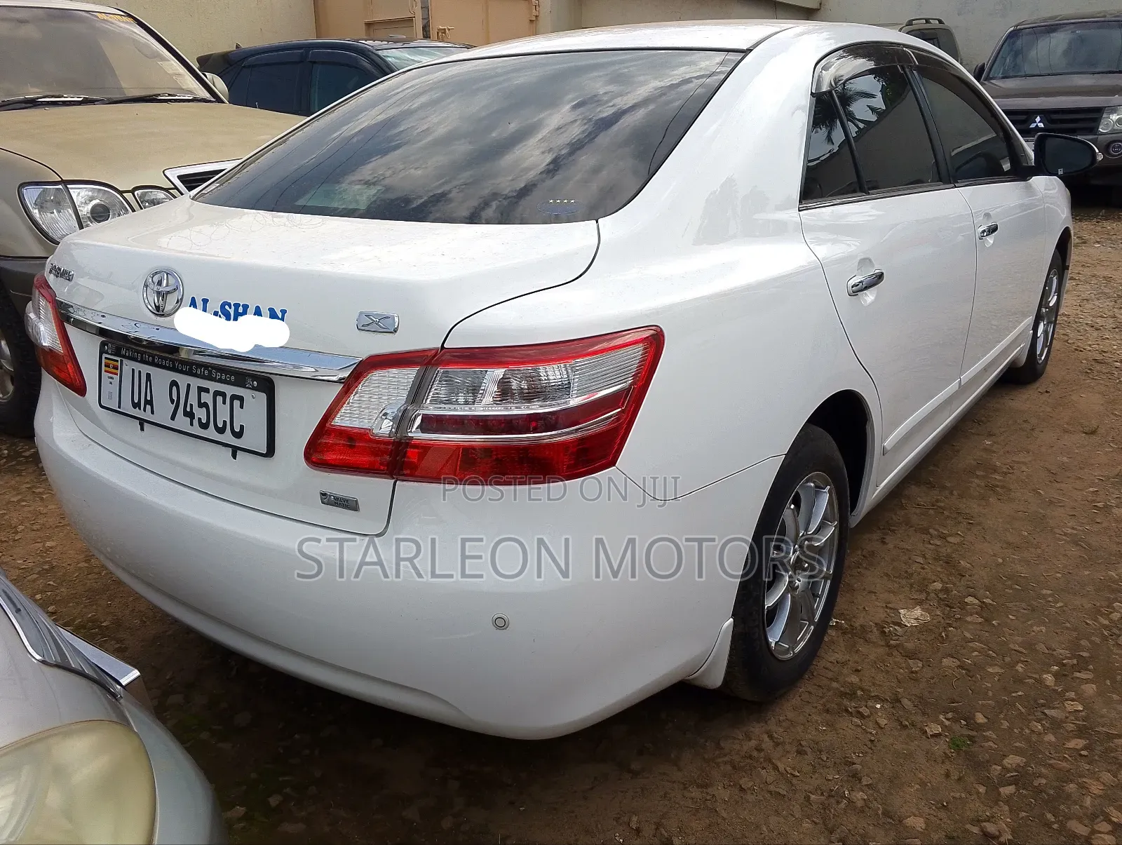 Toyota Premio 2013 White