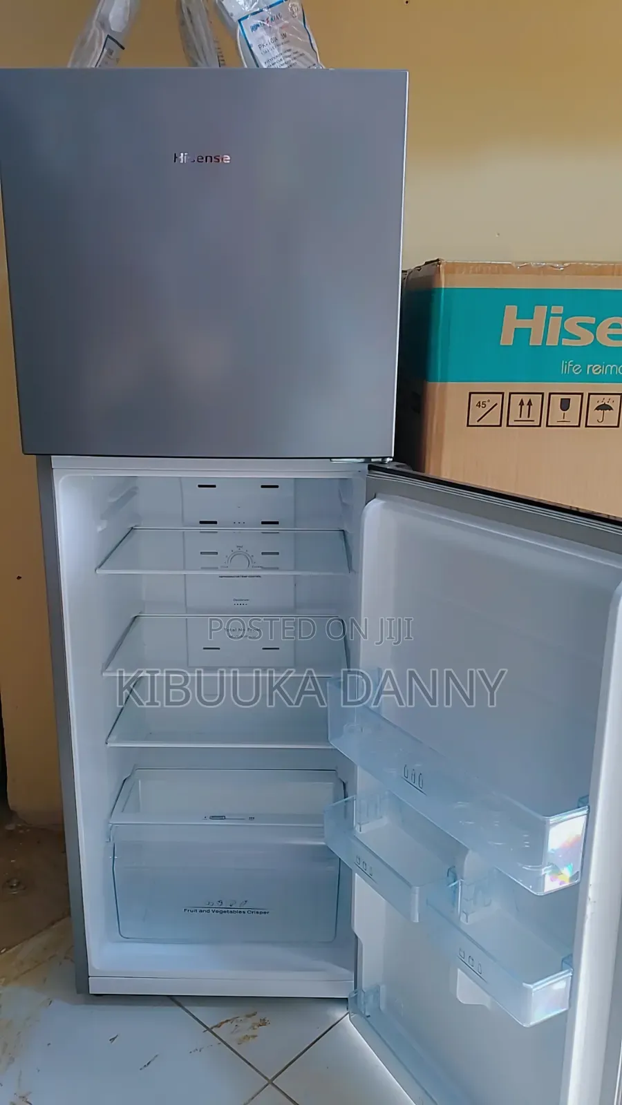 Hisence Fridge 295litres