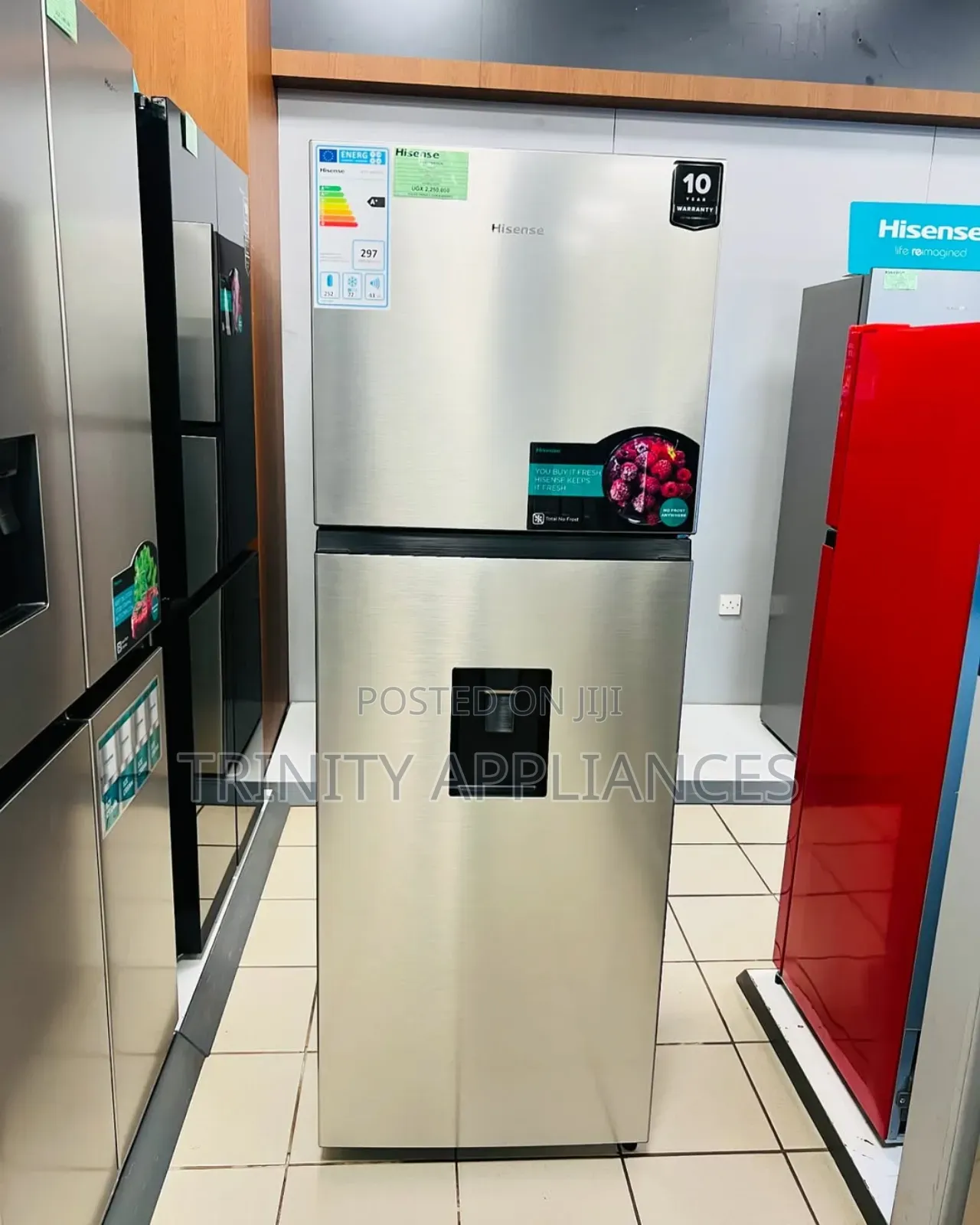 Hisense 419-Liter Refrigerator With Water Dispenser Total No Frost