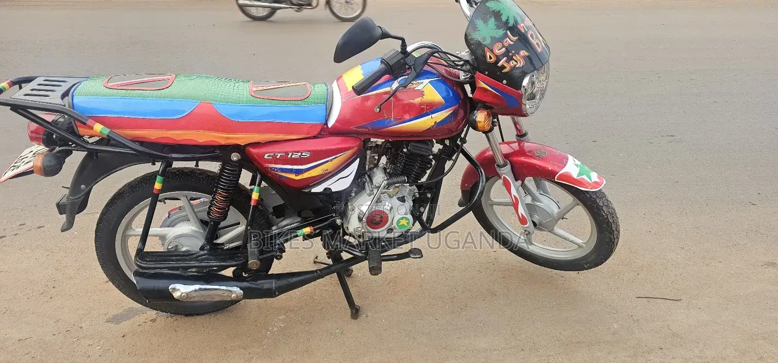 Bajaj Boxer 125 2022 Red