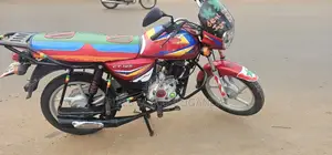 Bajaj Boxer 125 2022 Red