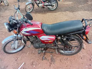 TVS XL 100 2023 Red