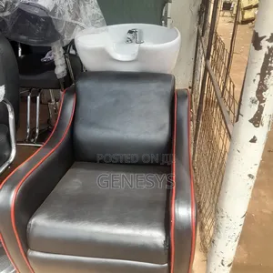 Saloon Sink Chair