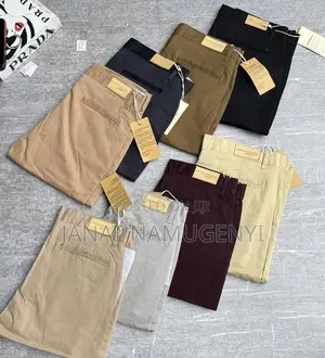 Classic Man Khaki Trousers