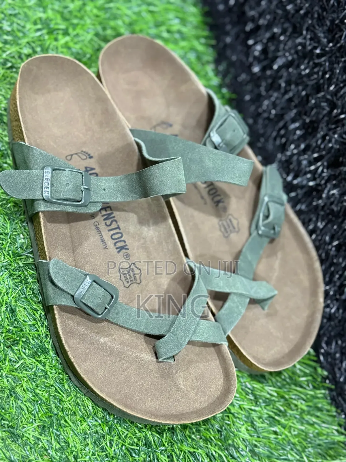 Factual Sandals