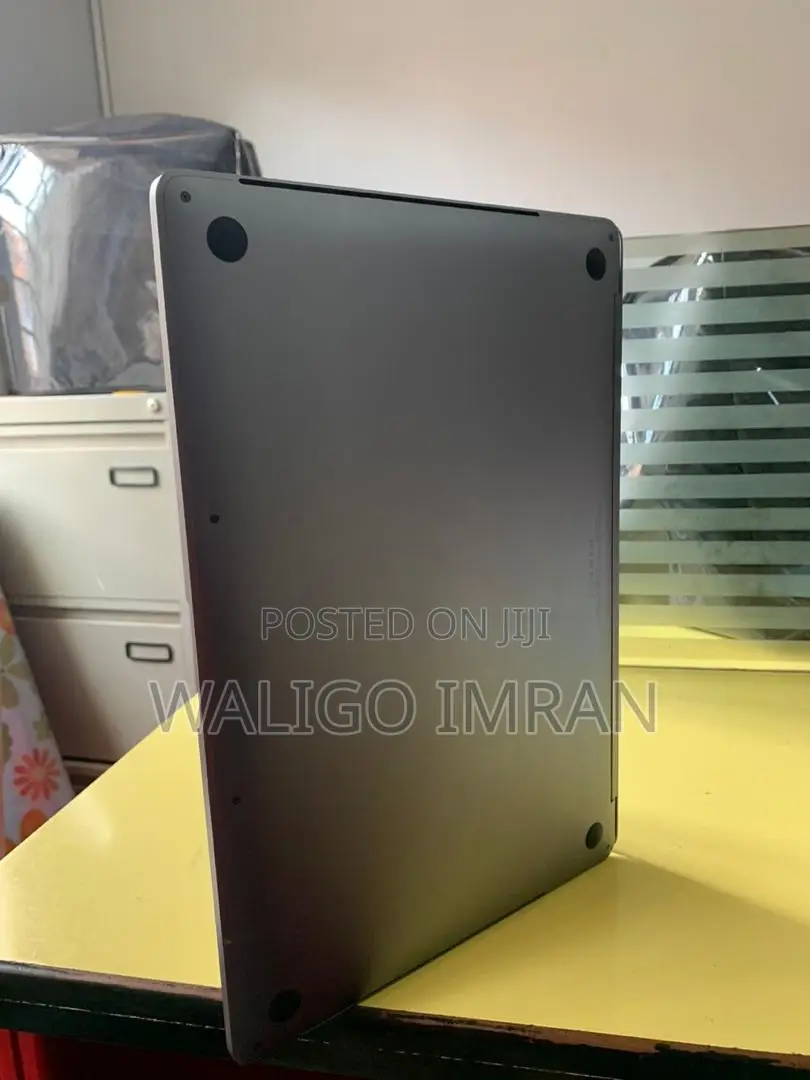 Laptop Apple MacBook Pro 2019 16GB Intel Core I7 SSD 512GB