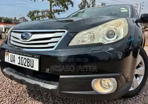 Subaru Outback 2.5i 2011 Black