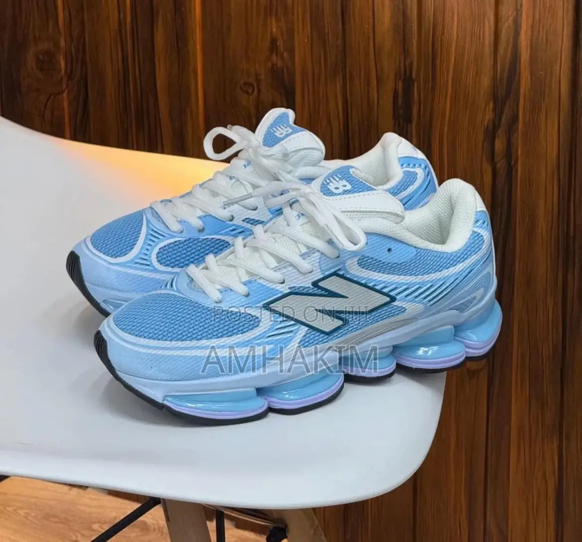 Classic New Balance Abzorb 2000 Sneakers in Stock