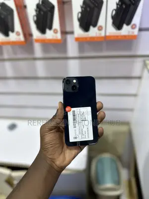 New Apple iPhone 13 128 GB Black