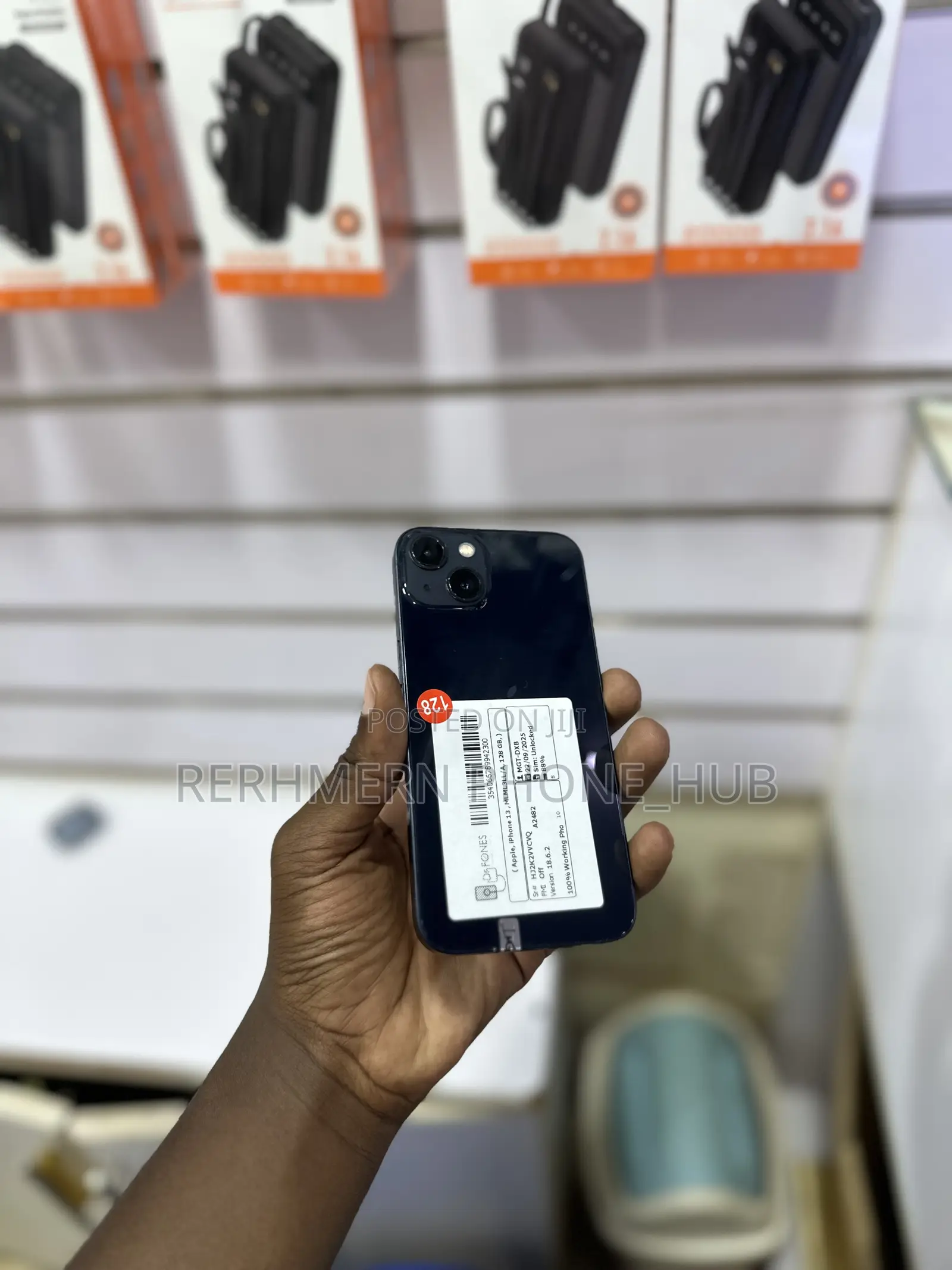 New Apple iPhone 13 128 GB Black
