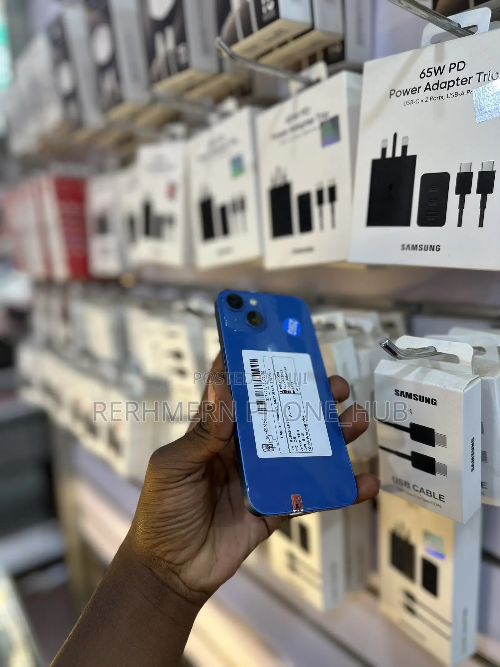 New Apple iPhone 13 128 GB Blue