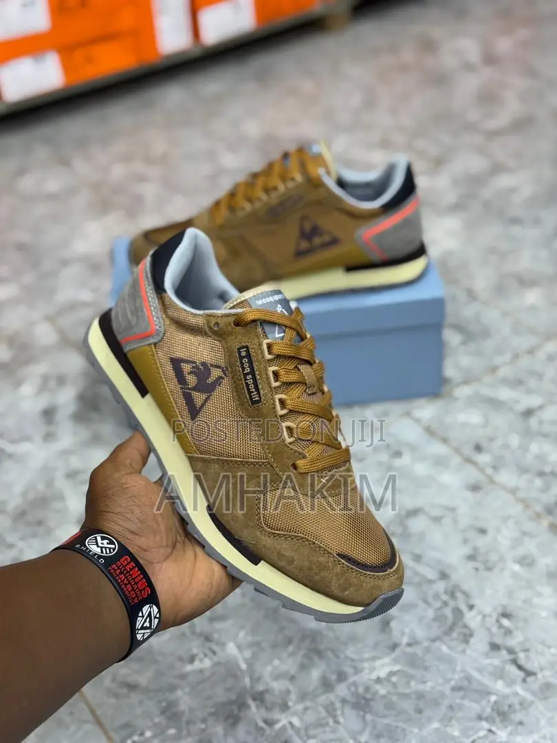 Classic Men's Suede Le Coq Sportif Sneakers in Stock