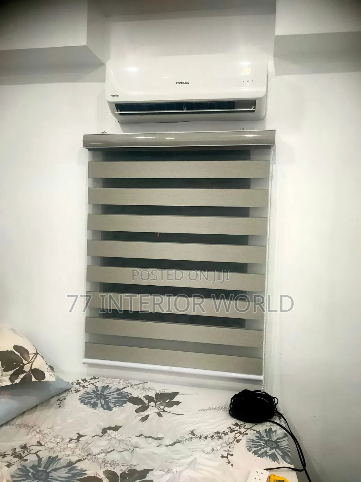Urban Roller Window Blinds Suitable for Home Bedrooms