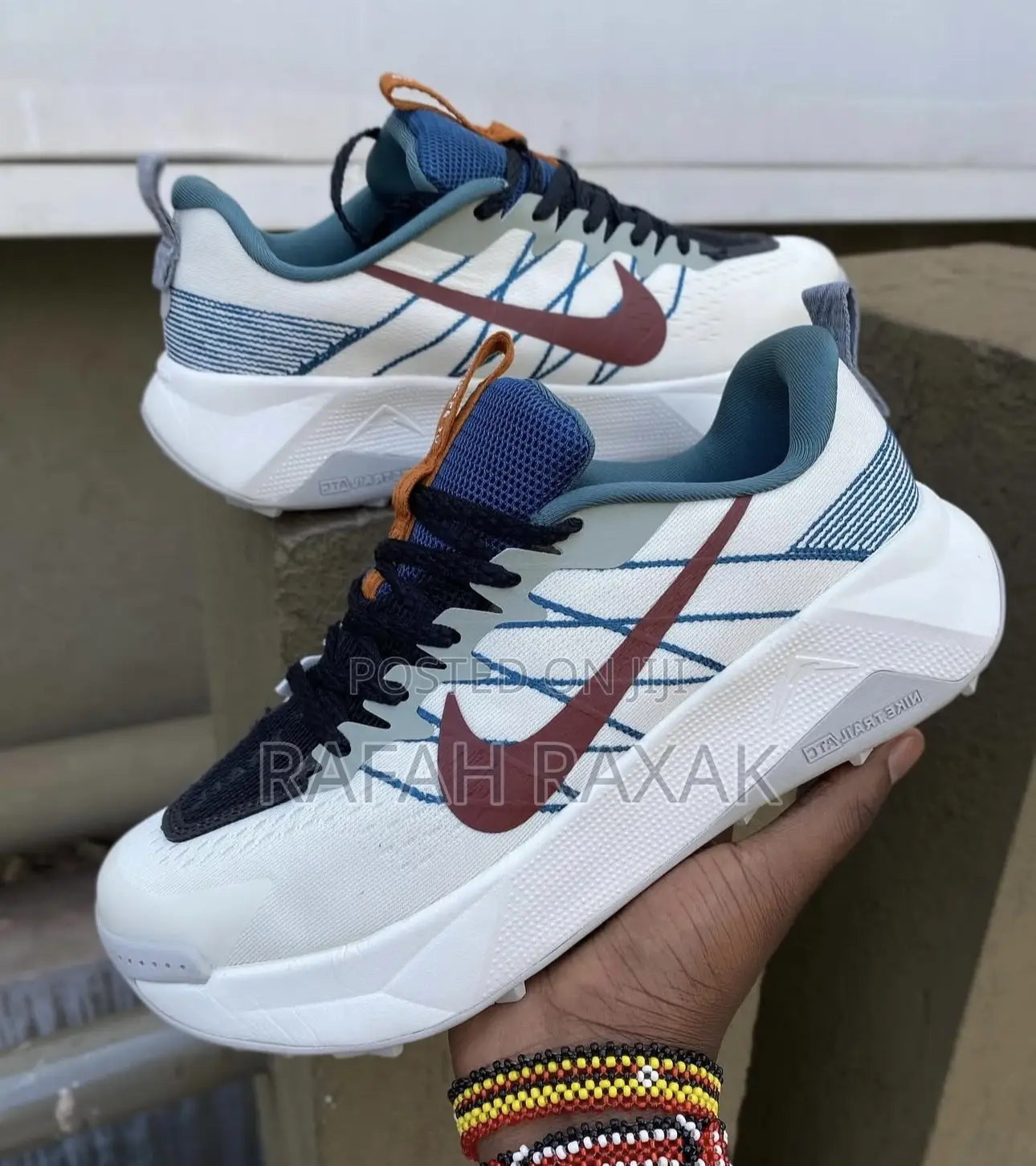 Original Nike Trail Wildhorse 10 Hike Running Sneakers