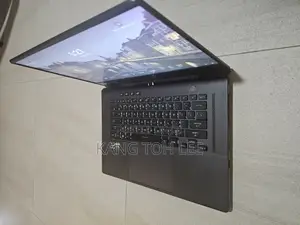 Laptop Asus ROG Zephyrus G15 16GB AMD Ryzen 9 SSD 1T
