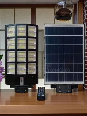 Outdoor 2500w Solar Street Light With Wide Angle Brightness