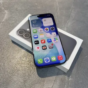 New Apple iPhone 17 256 GB Black