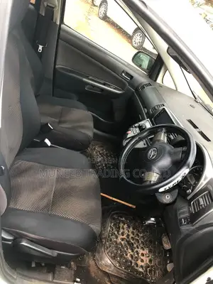 Toyota Wish 2004 White