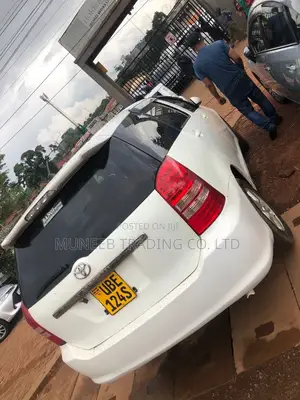 Toyota Wish 2004 White