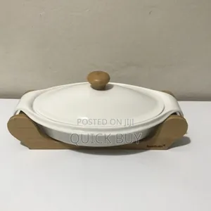White Ceramic Casserole Dish With a Lid
