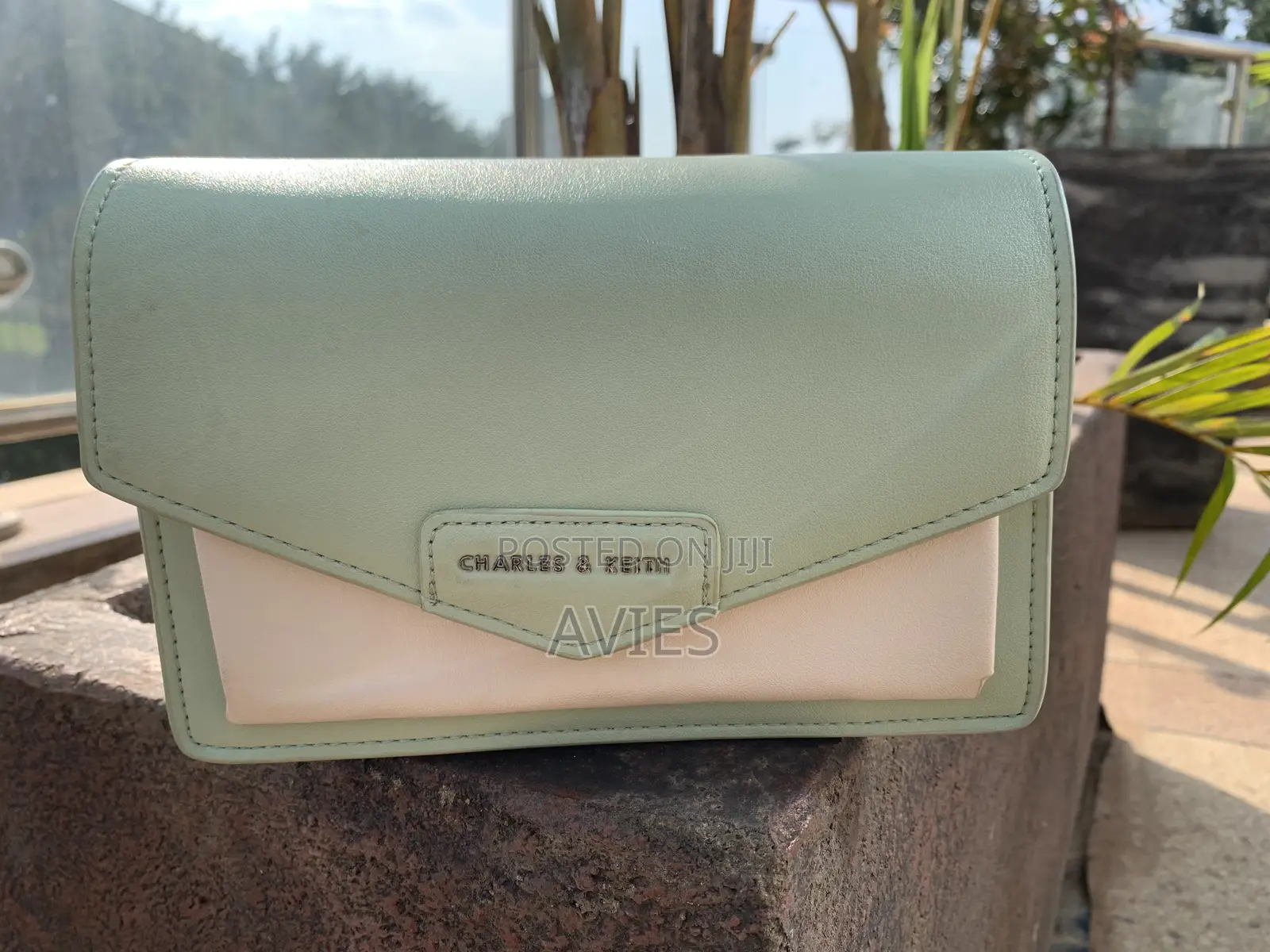Ladies Hand Bags