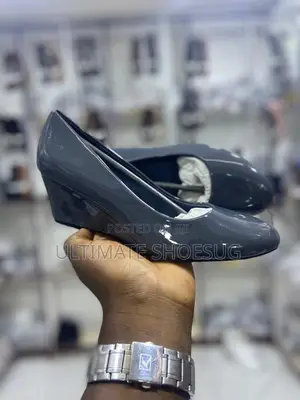 Medium Height Wedges Shoes