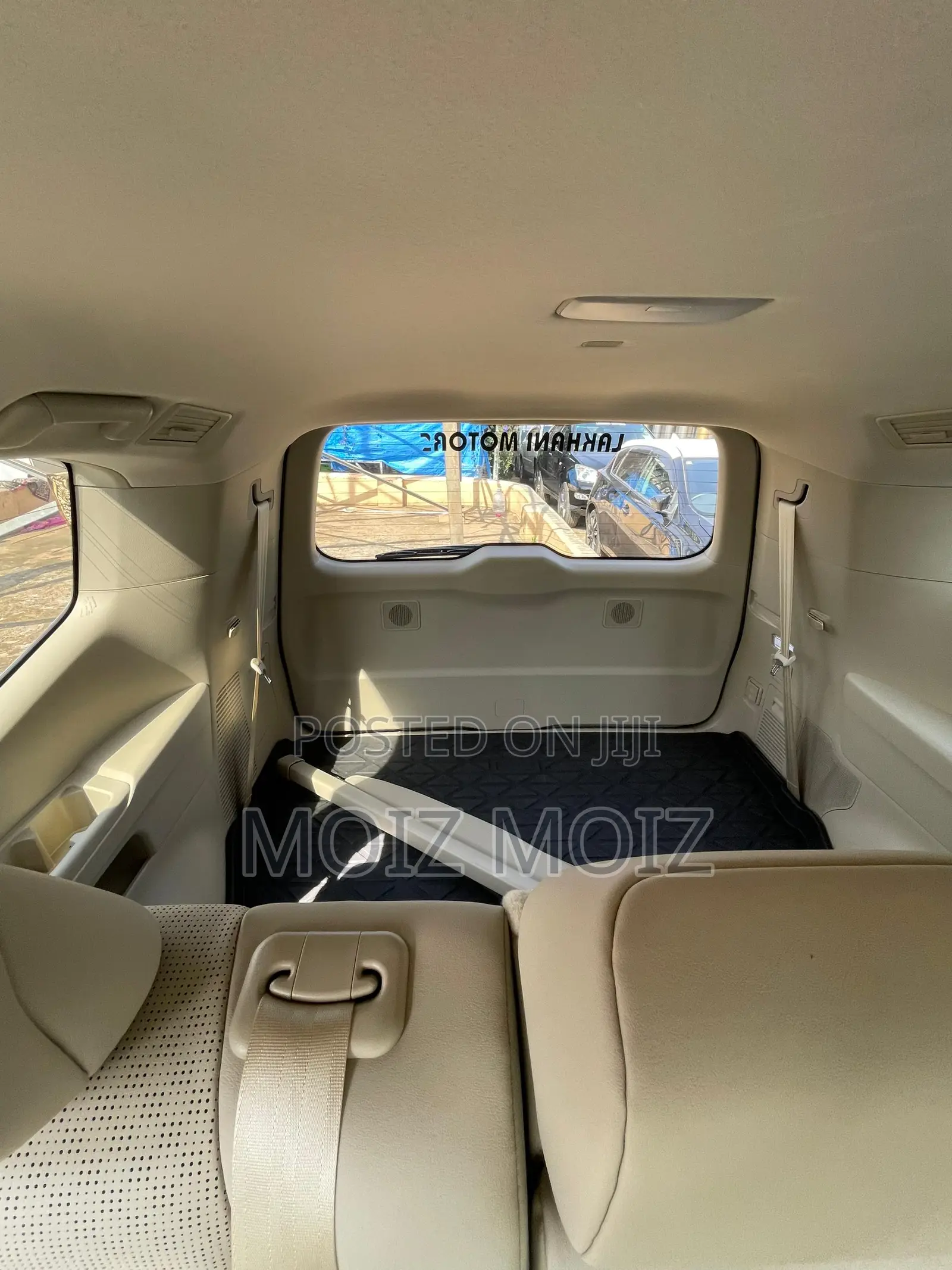 Toyota Land Cruiser 3.5 Petrol 4WD 2022 White