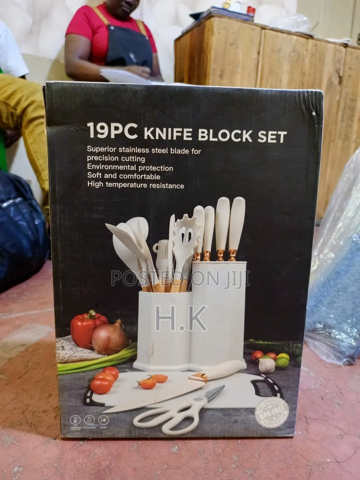 19-Piece Kitchen Utensil and Knife Block Set.
