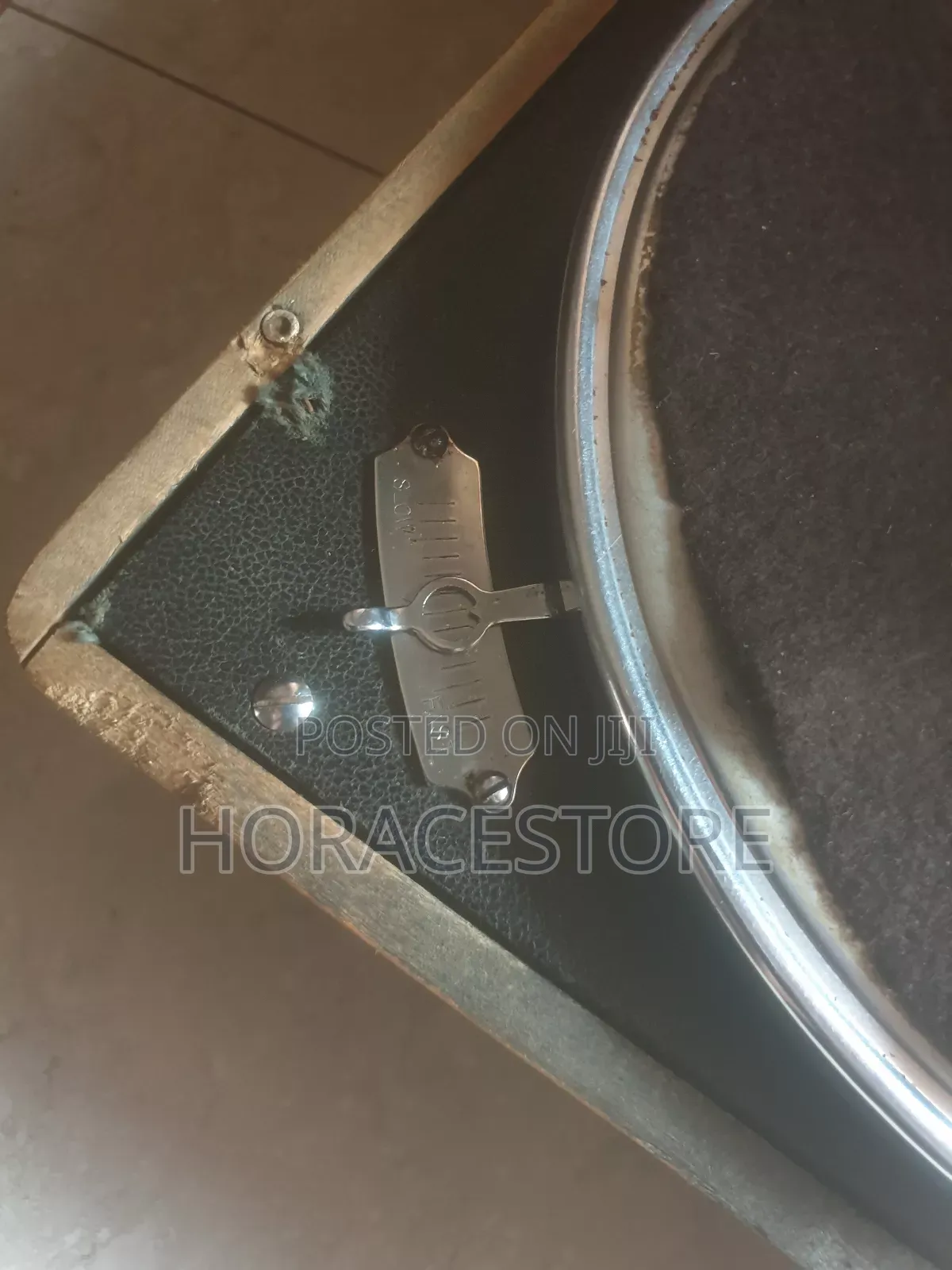 1931 Antique Portable Gramophone(His Master's Voice 102)