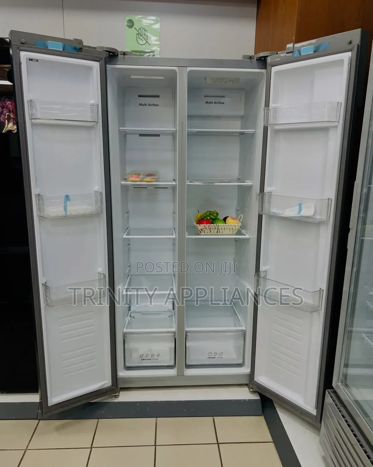 Hisense 560 Litres Side by Side Door Frost Free Inverter Refrigerator.