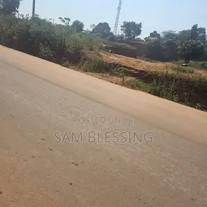 Commercial Plot for Sale on Entebbe Road Bwelenga