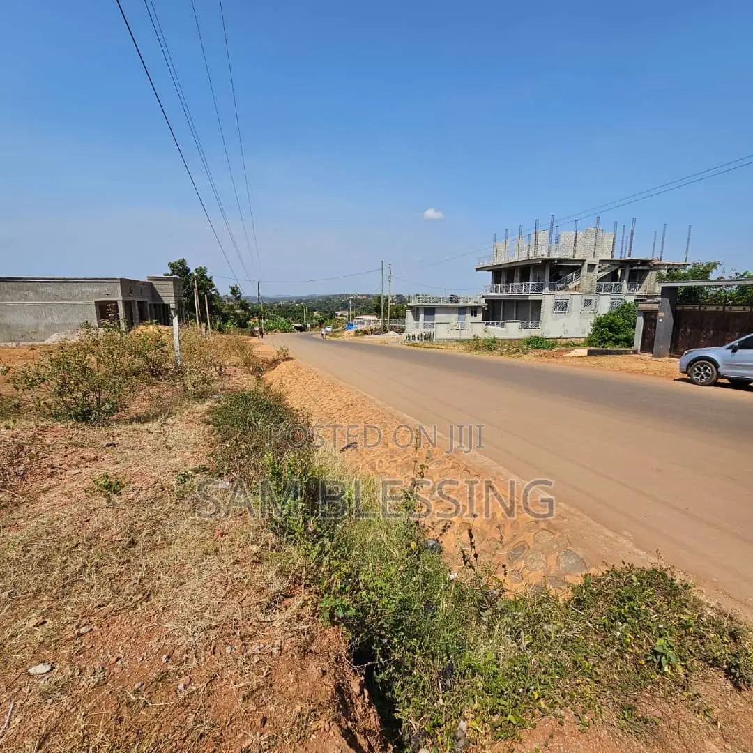 Commercial Plot for Sale on Entebbe Road Bwelenga