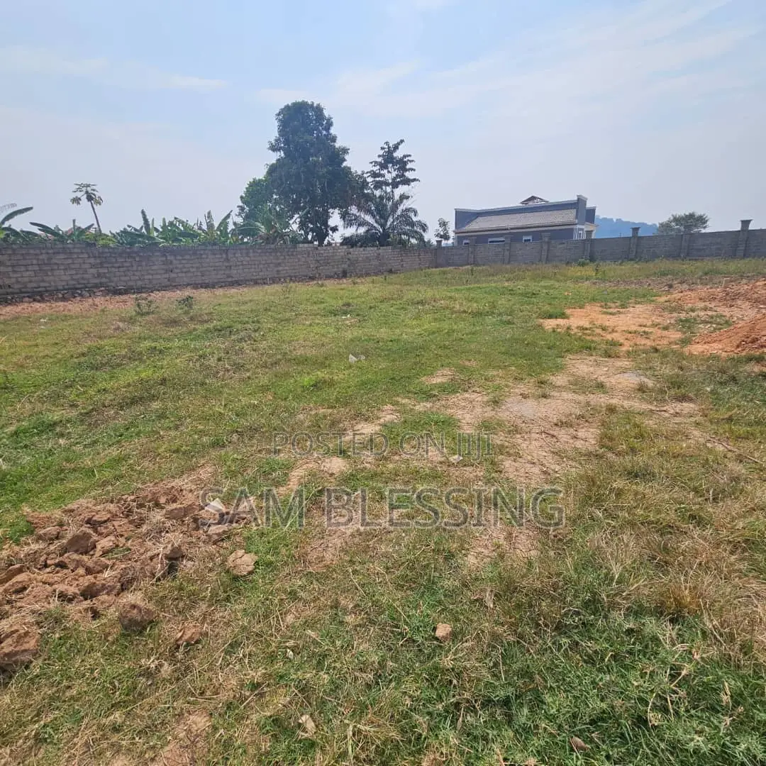 28 Decimals for Sale in Garuga Bukaya