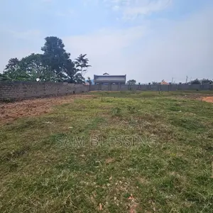 28 Decimals for Sale in Garuga Bukaya