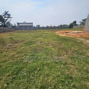 28 Decimals for Sale in Garuga Bukaya