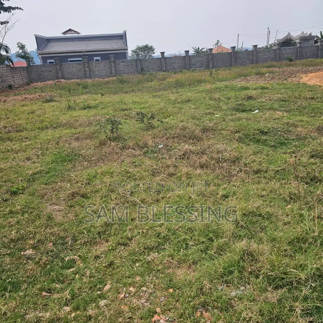 28 Decimals for Sale in Garuga Bukaya