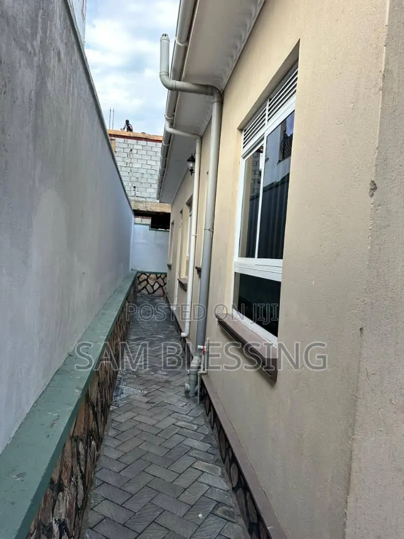 3bdrm House in Namulanda, Central Division for sale