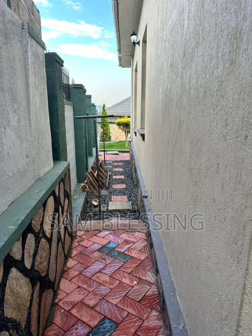 3bdrm House in Namulanda, Central Division for sale