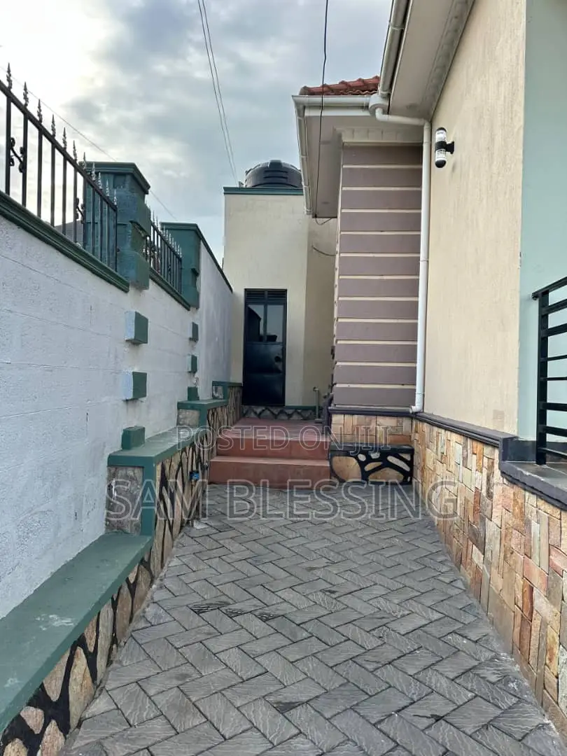 3bdrm House in Namulanda, Central Division for sale